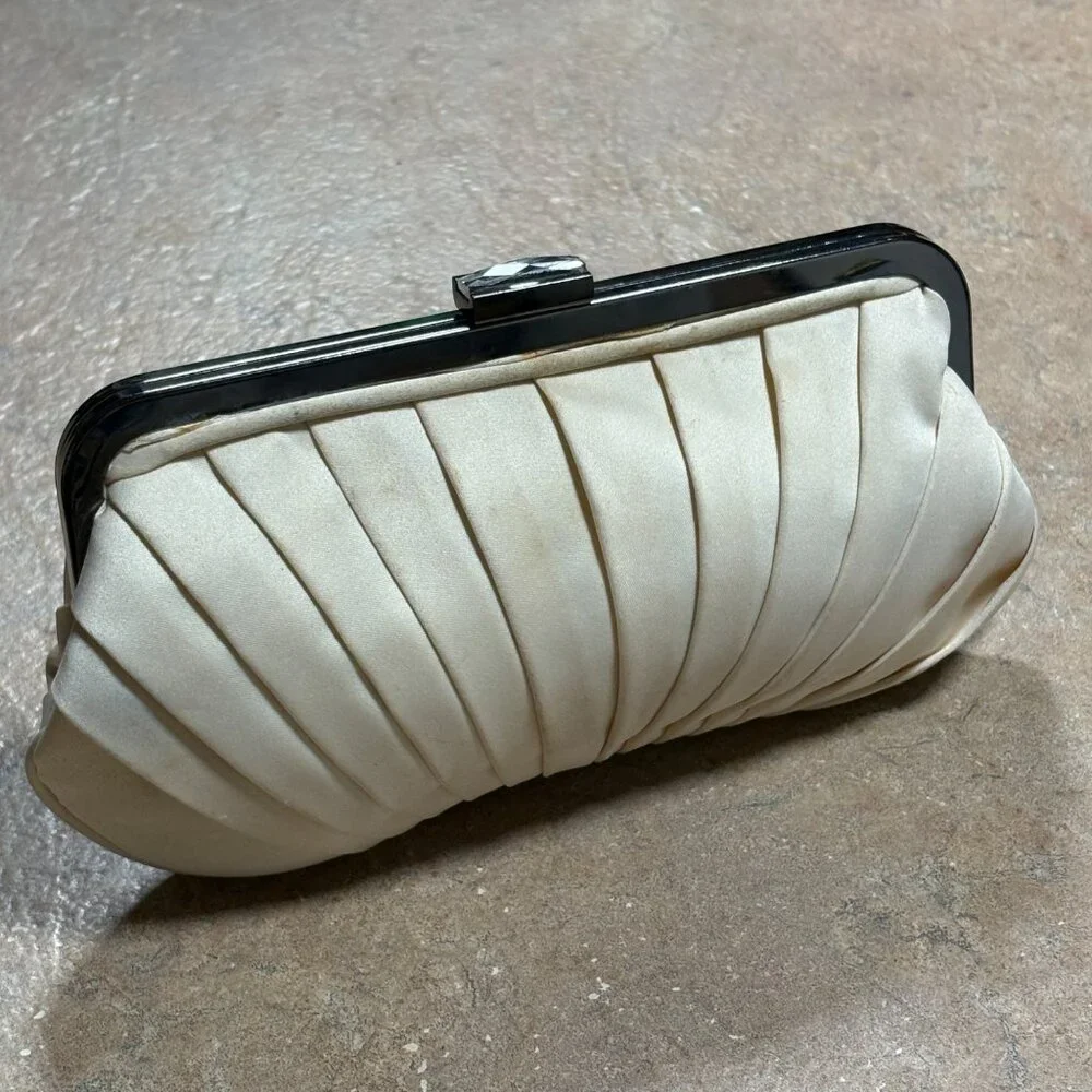 Vintage Kate Landry Pleated Satin Clutch Silver Chain Strap & Rhinestone Clasp - Picture 4 of 16